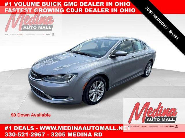 2015 Chrysler 200 Limited's photo