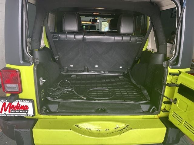 2016 Jeep Wrangler Unlimited Sahara