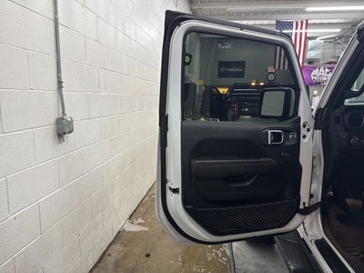 2021 Jeep Wrangler Unlimited Sahara High Altitude