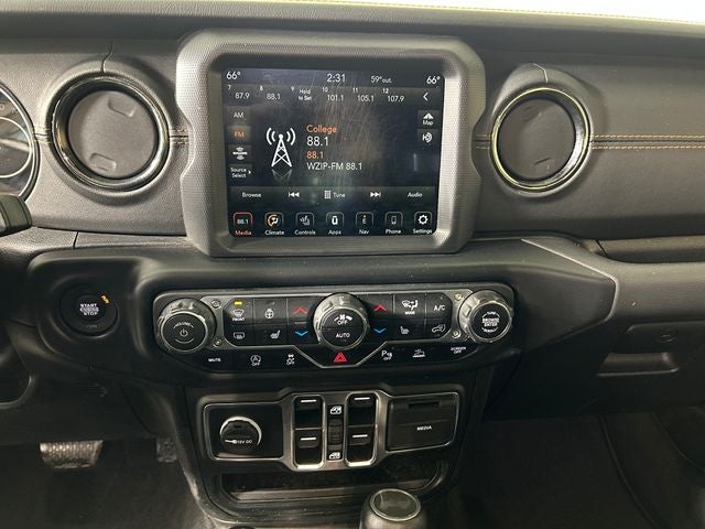 2022 Jeep Wrangler Unlimited Sahara High Altitude