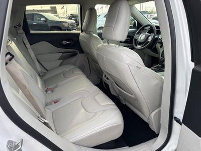 2021 Jeep Cherokee Latitude Lux