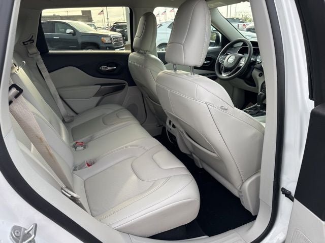 2021 Jeep Cherokee Latitude Lux