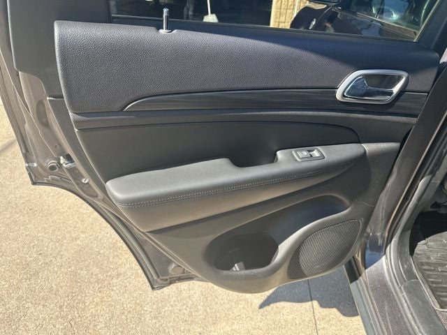 2019 Jeep Grand Cherokee Laredo E