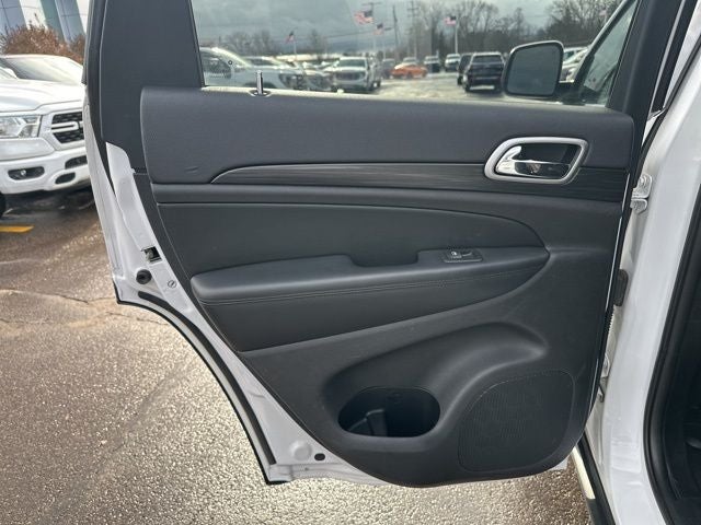 2019 Jeep Grand Cherokee Laredo E