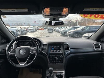 2019 Jeep Grand Cherokee Laredo E