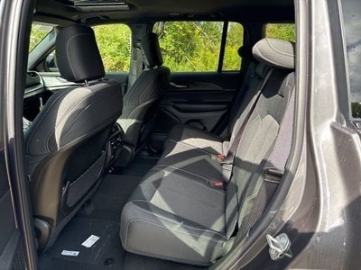 2025 Jeep Grand Cherokee Laredo X