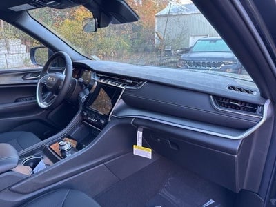 2025 Jeep Grand Cherokee Laredo X