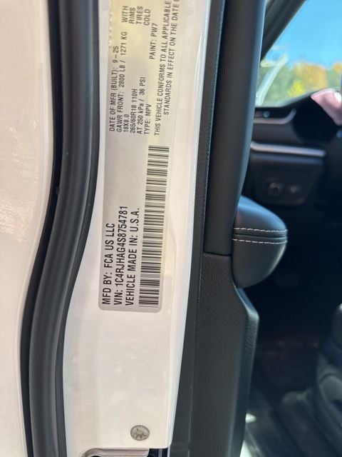 2025 Jeep Grand Cherokee Laredo X