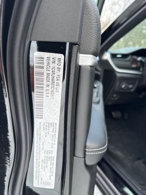 2026 Jeep Grand Cherokee Laredo