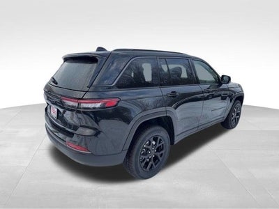 2026 Jeep Grand Cherokee Laredo