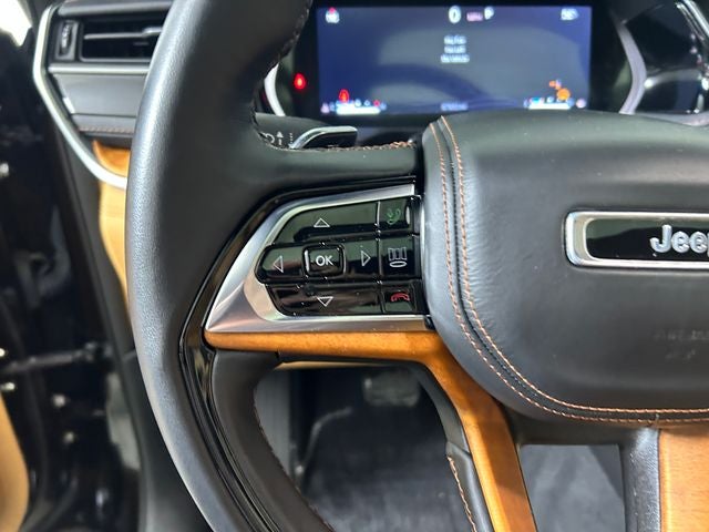 2022 Jeep Grand Cherokee Summit