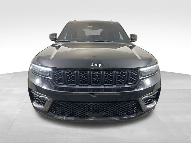 2022 Jeep Grand Cherokee Summit
