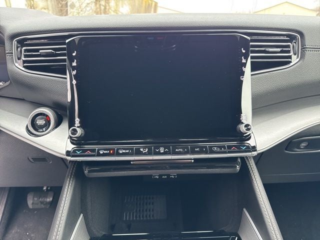 2026 Jeep Grand Wagoneer Limited Altitude