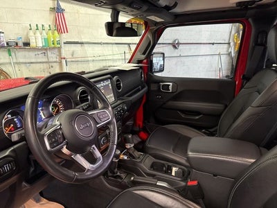 2022 Jeep Gladiator Overland