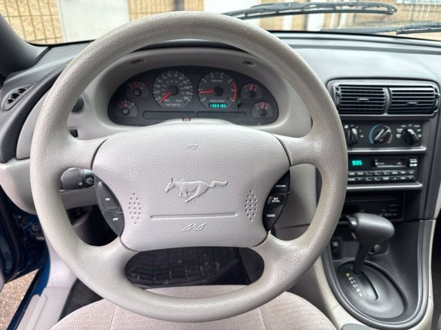 1999 Ford Mustang V6