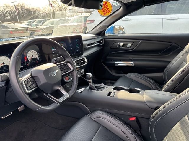 2025 Ford Mustang EcoBoost Premium