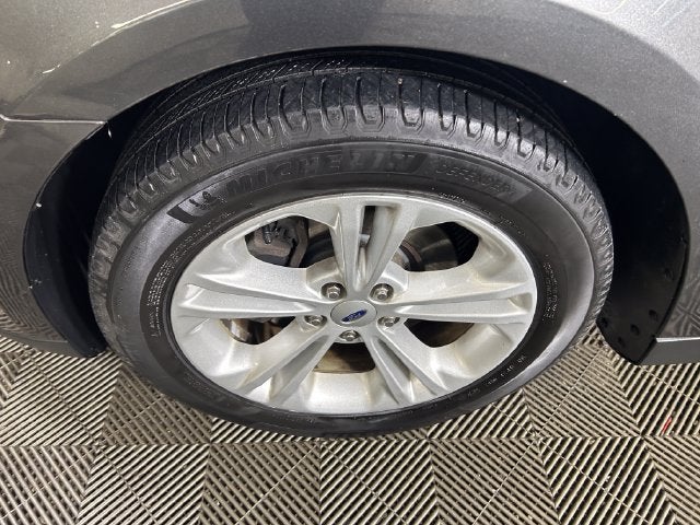 2016 Ford Taurus SEL
