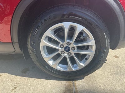 2020 Ford Escape SE