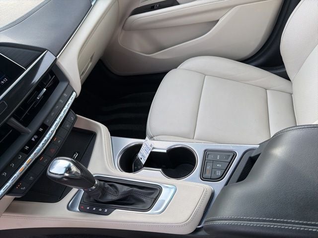 2023 Cadillac CT4 Premium Luxury