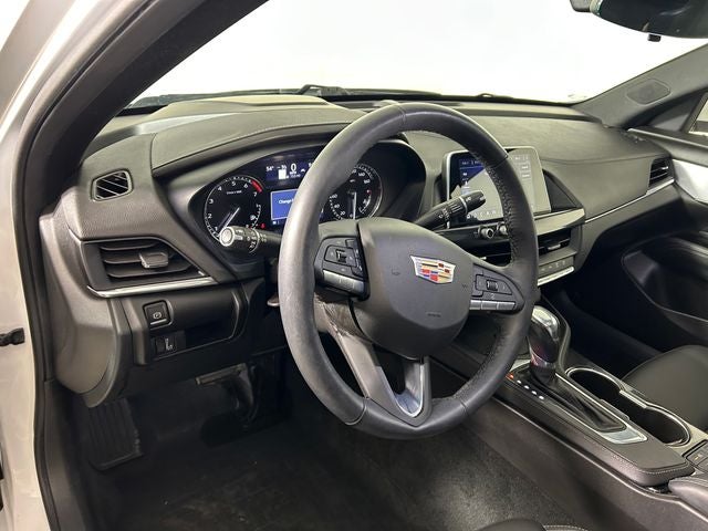 2022 Cadillac CT4 Luxury