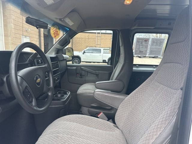 2017 Chevrolet Express 2500 Work Van Cargo