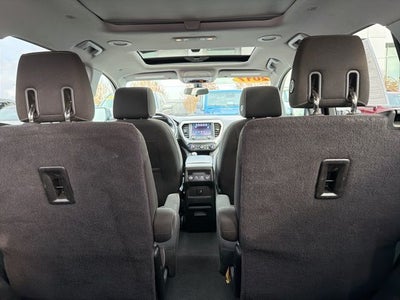 2017 GMC Acadia SLE-2