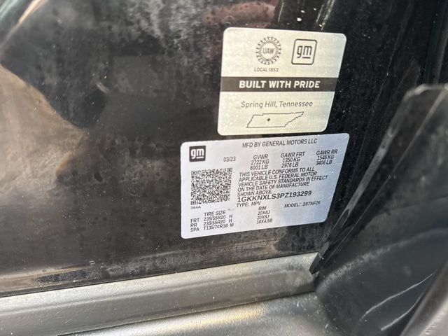 2023 GMC Acadia Denali