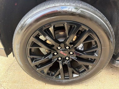 2024 GMC Yukon SLT