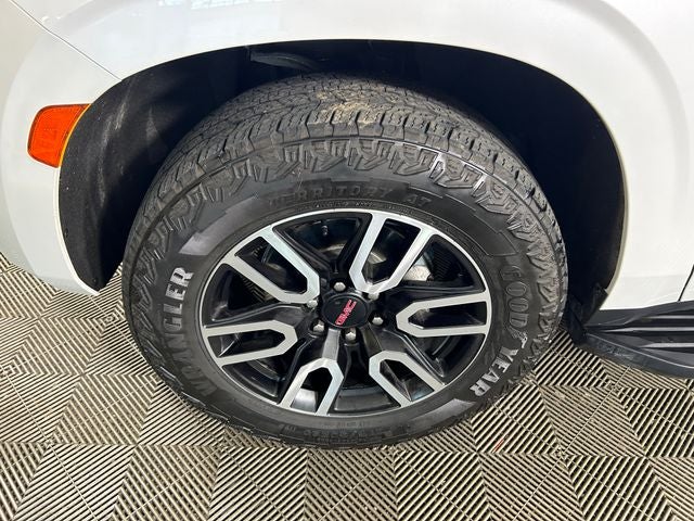 2024 GMC Yukon AT4