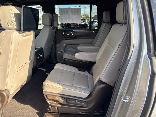 2023 GMC Yukon XL SLT