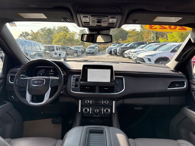 2023 GMC Yukon XL SLT