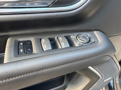 2023 GMC Yukon XL AT4
