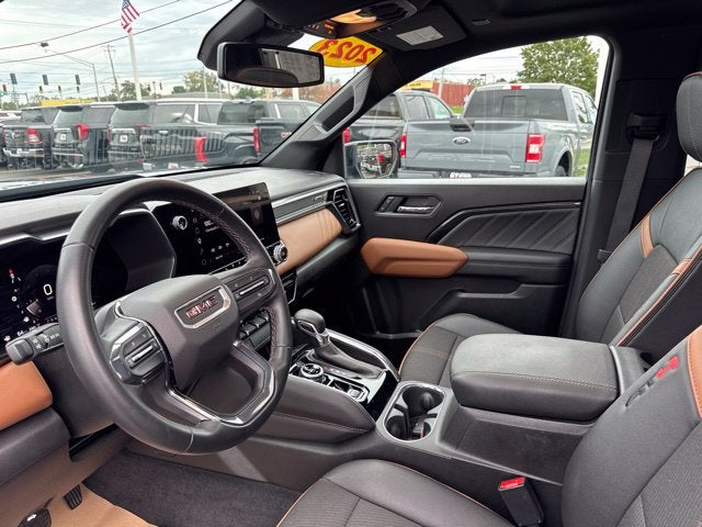 2023 GMC Canyon AT4