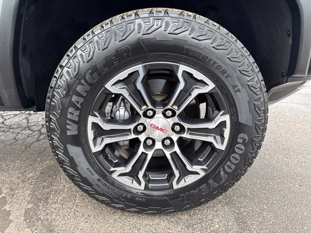 2023 GMC Canyon AT4