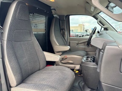 2025 GMC Savana 2500 Work Van