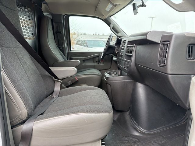 2024 GMC Savana 2500 Work Van