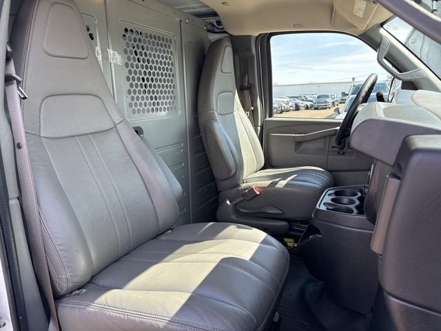 2016 GMC Savana 3500 Work Van