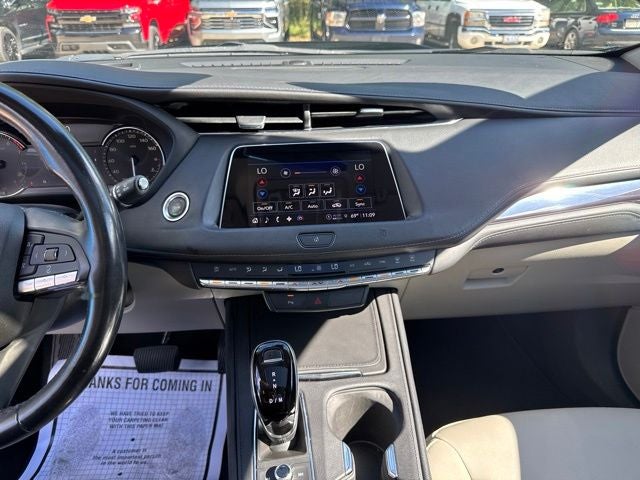 2021 Cadillac XT4 Luxury