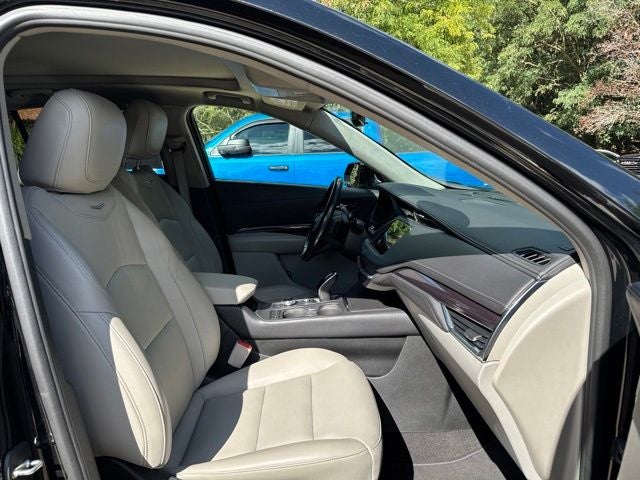 2021 Cadillac XT4 Luxury