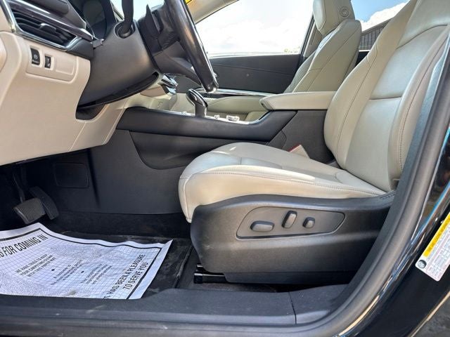 2021 Cadillac XT4 Luxury
