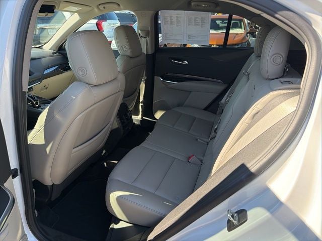 2022 Cadillac XT4 Luxury