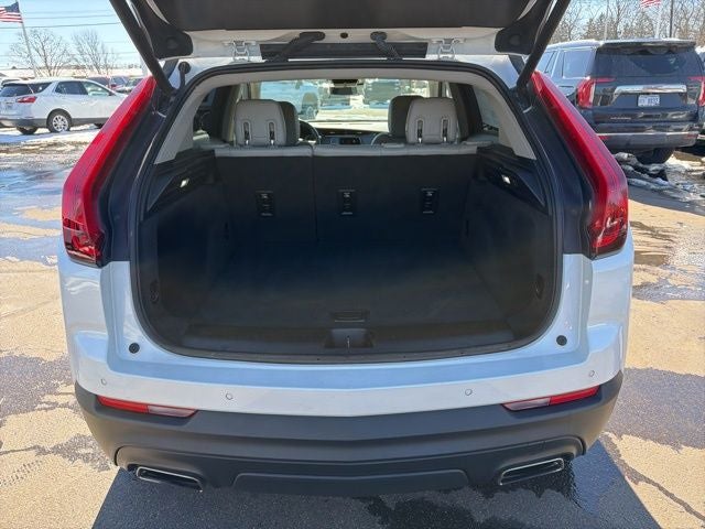 2022 Cadillac XT4 Luxury