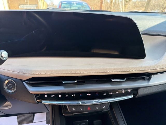 2024 Cadillac XT4 Luxury