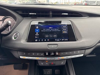 2023 Cadillac XT4 Luxury