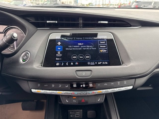 2023 Cadillac XT4 Luxury