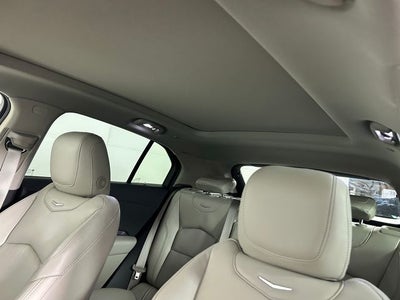 2023 Cadillac XT4 Luxury