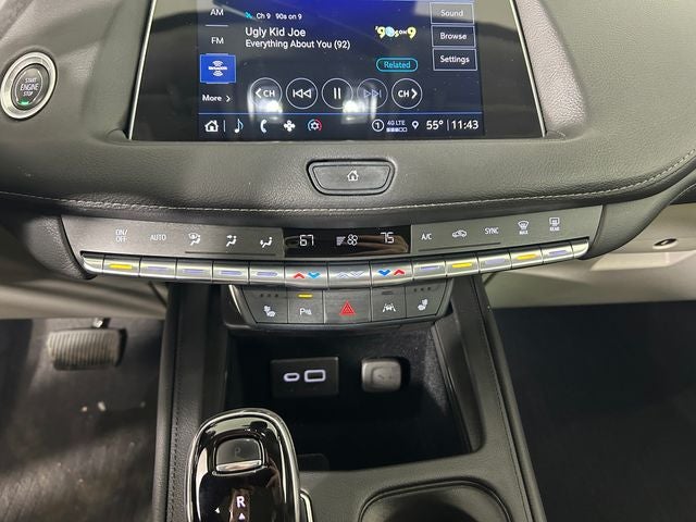 2023 Cadillac XT4 Luxury