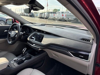 2023 Cadillac XT4 Premium Luxury