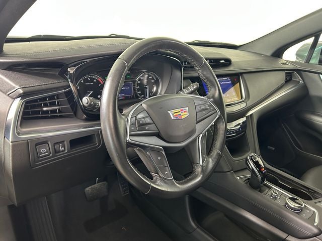 2023 Cadillac XT5 Luxury