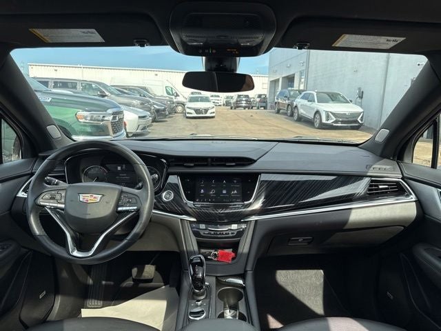 2024 Cadillac XT6 Premium Luxury